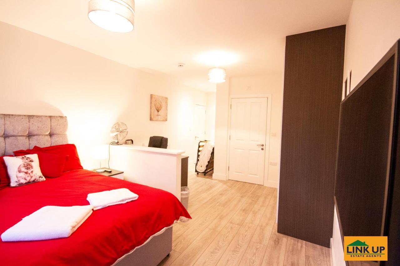 Lee'S House Villa Uxbridge Bilik gambar