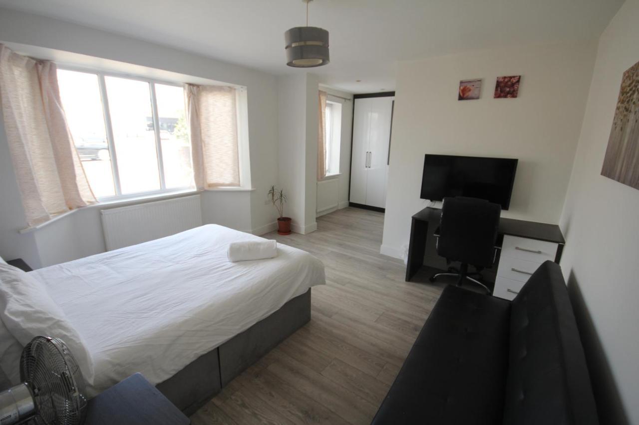 Lee'S House Villa Uxbridge Luaran gambar