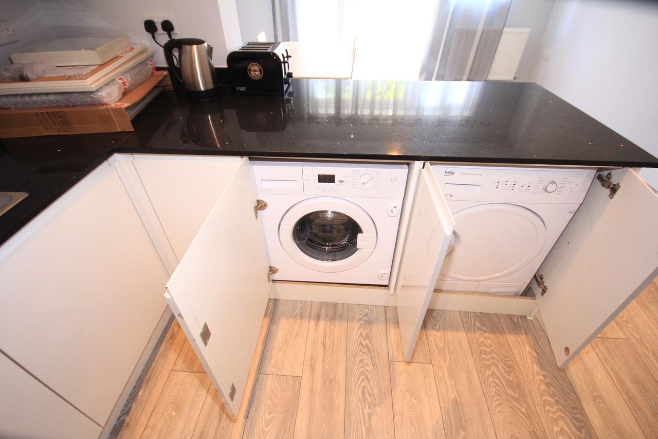 Lee'S House Villa Uxbridge Luaran gambar