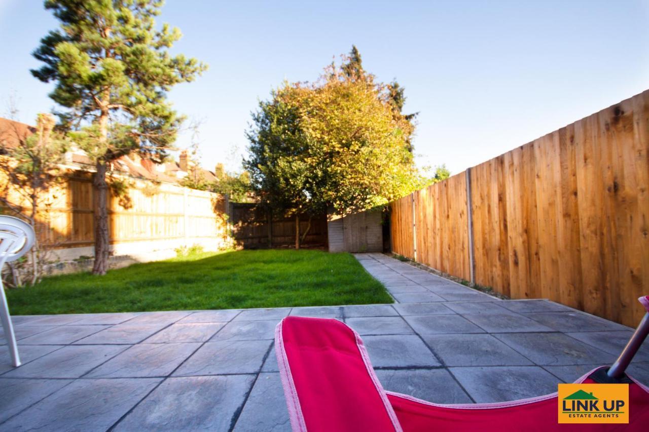Lee'S House Villa Uxbridge Luaran gambar